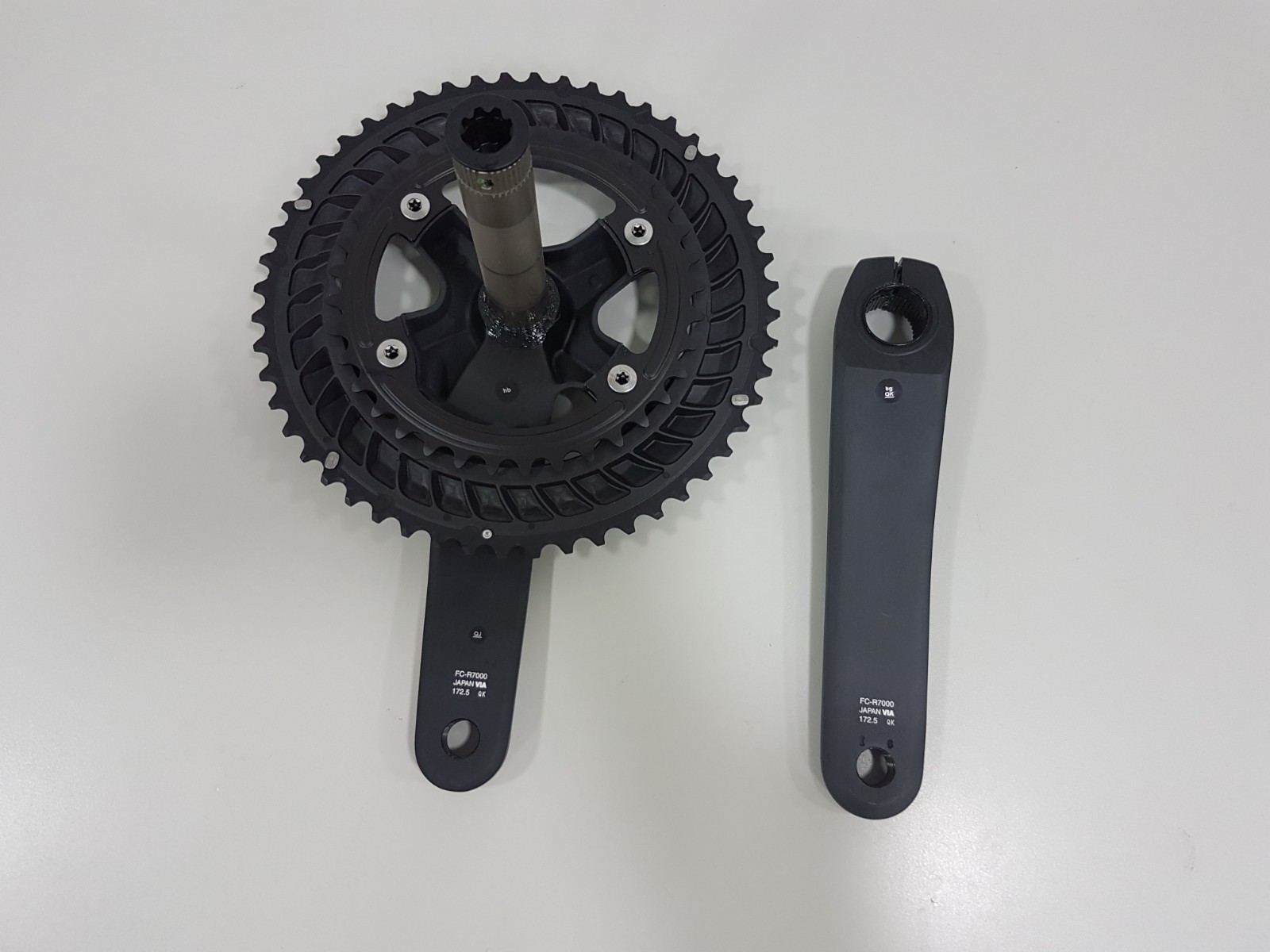 Shimano HOLLOWTECH II 105 FC-R7000 R7000 11Speed Road Crankset 52x36T 172.5mm