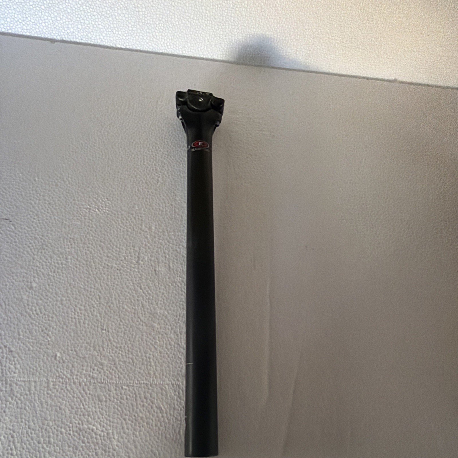 Easton EC90 Zero Seatpost 31.6mm Diameter and 400mm Length. Carbon Fiber