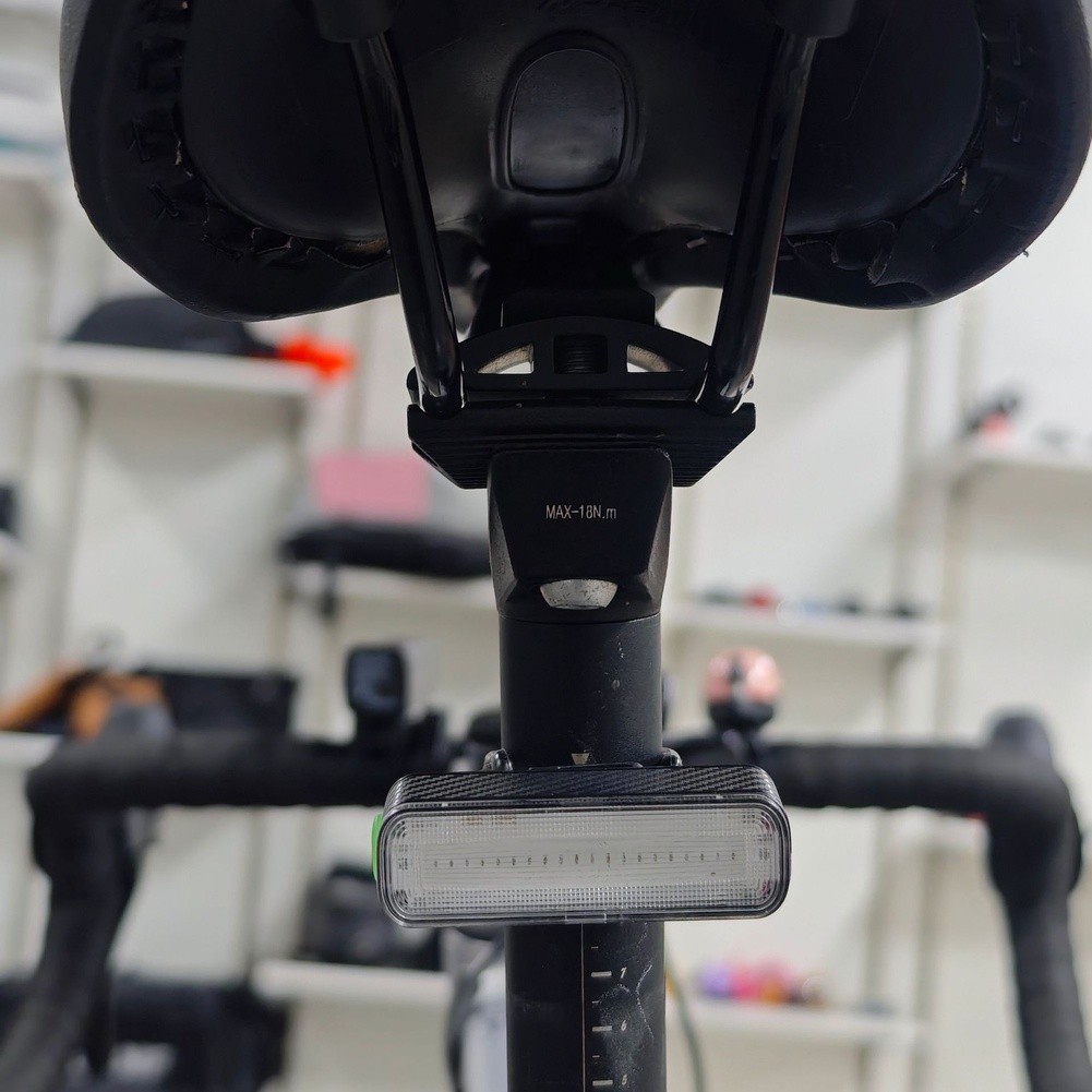 Bike Tail Light USB Rechargeable Taillight with Rubber Strap for Night Cycling