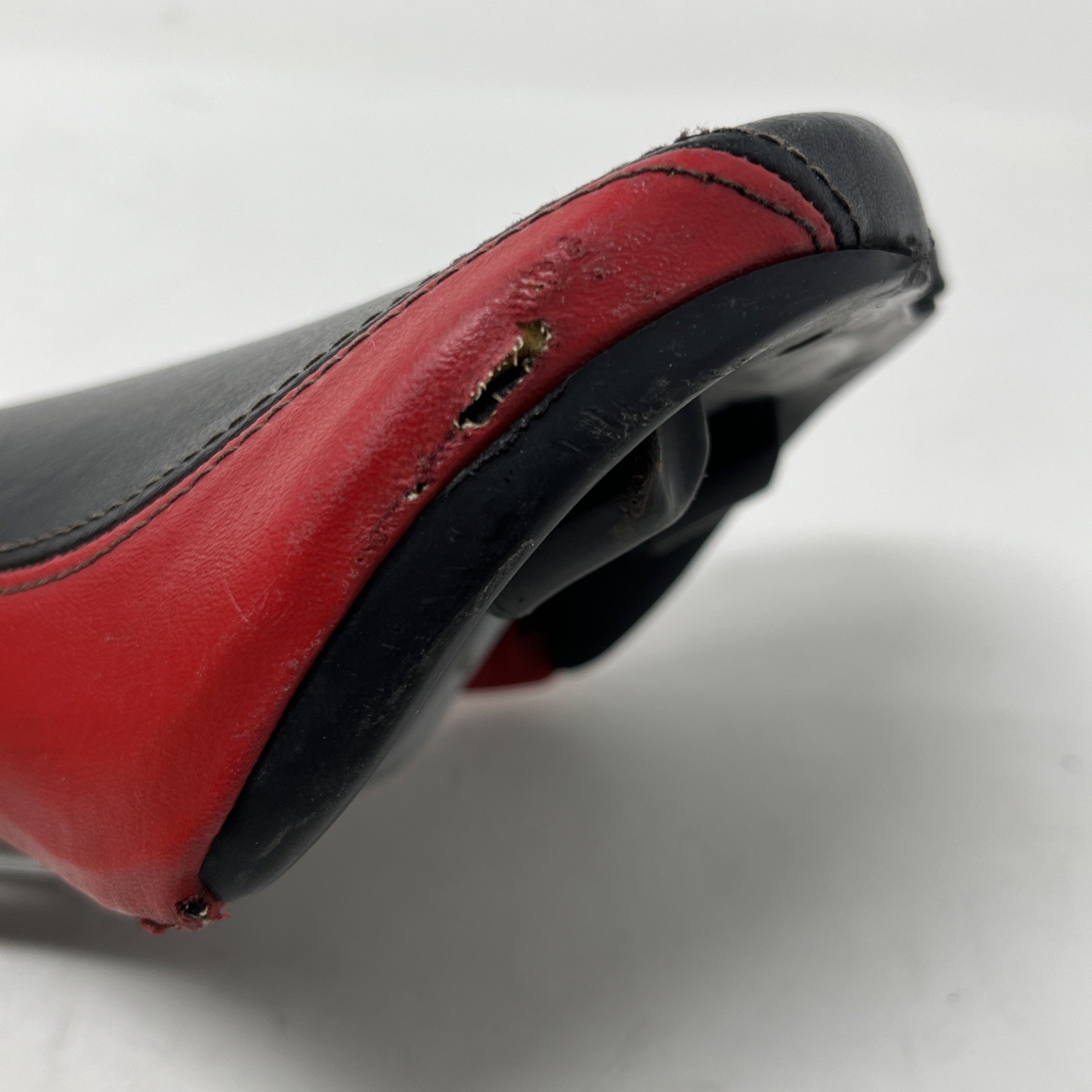 Vintage SDG Bel Air Bike Seat Saddle BMX Mountain Bike MTB Black Red