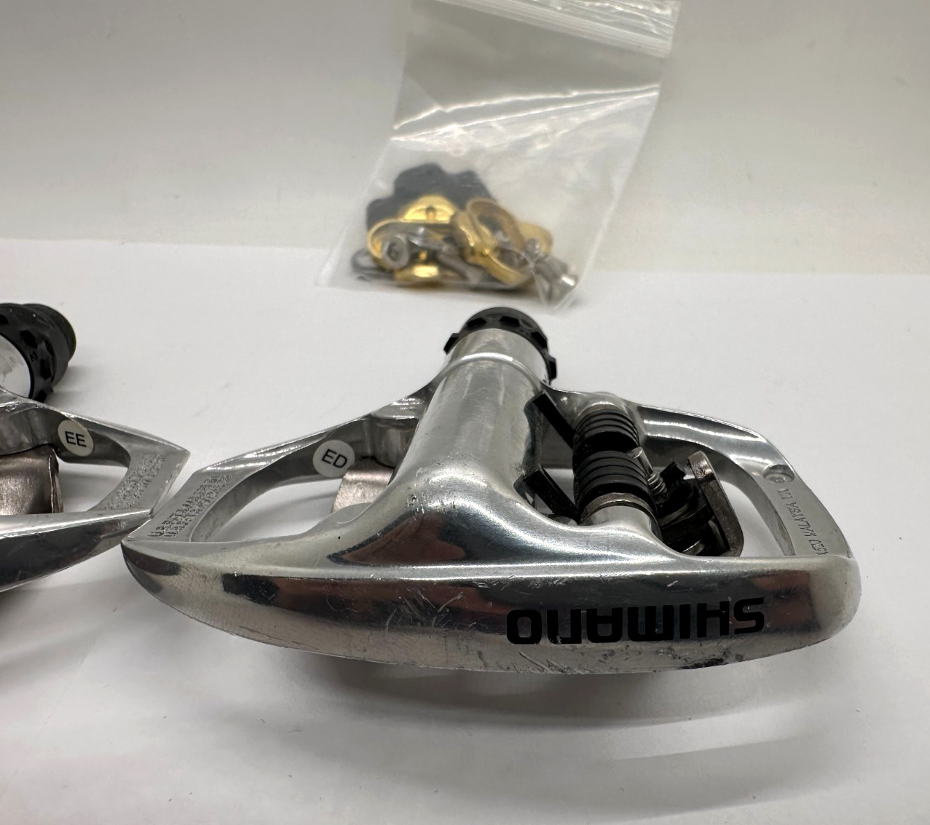 Shimano SPD Cycling Pedals Spinning Mountain Bike PD-A520 MTB Clipless 2 BOLT
