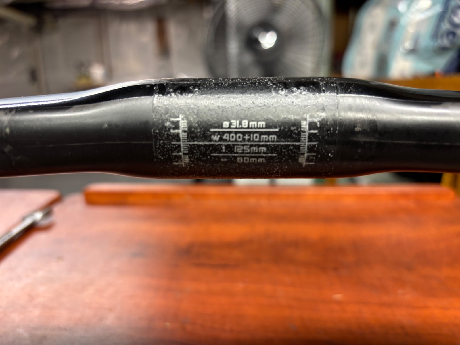 Vision Metron Aero Carbon Road Handlebar 40 cm internal routing drop bars Di2