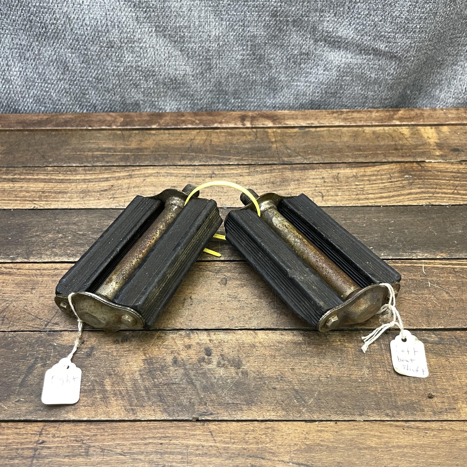 Vintage Wald Block Bike Pedals 1/2 In USA PARTS Bent Shaft Balloon Tire