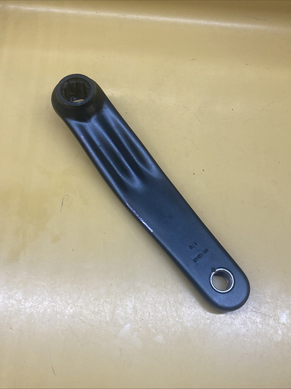 Black Truvativ Hussefelt Double 32/22 9Sp 170mm Crankset With Bottom Bracket