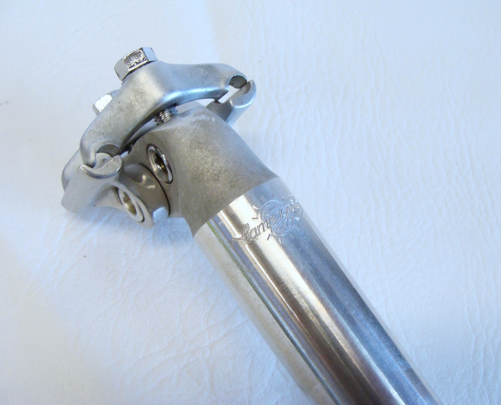 ~ Vintage 70’s Campagnolo Nuovo Record 26.6 x 210mm Alloy Seatpost – VGC ~