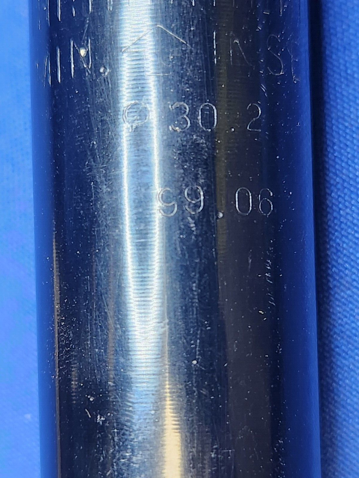 NOS Vintage Kalloy Uno Seatpost 31.6mm 350mm Glossy Black & Silver