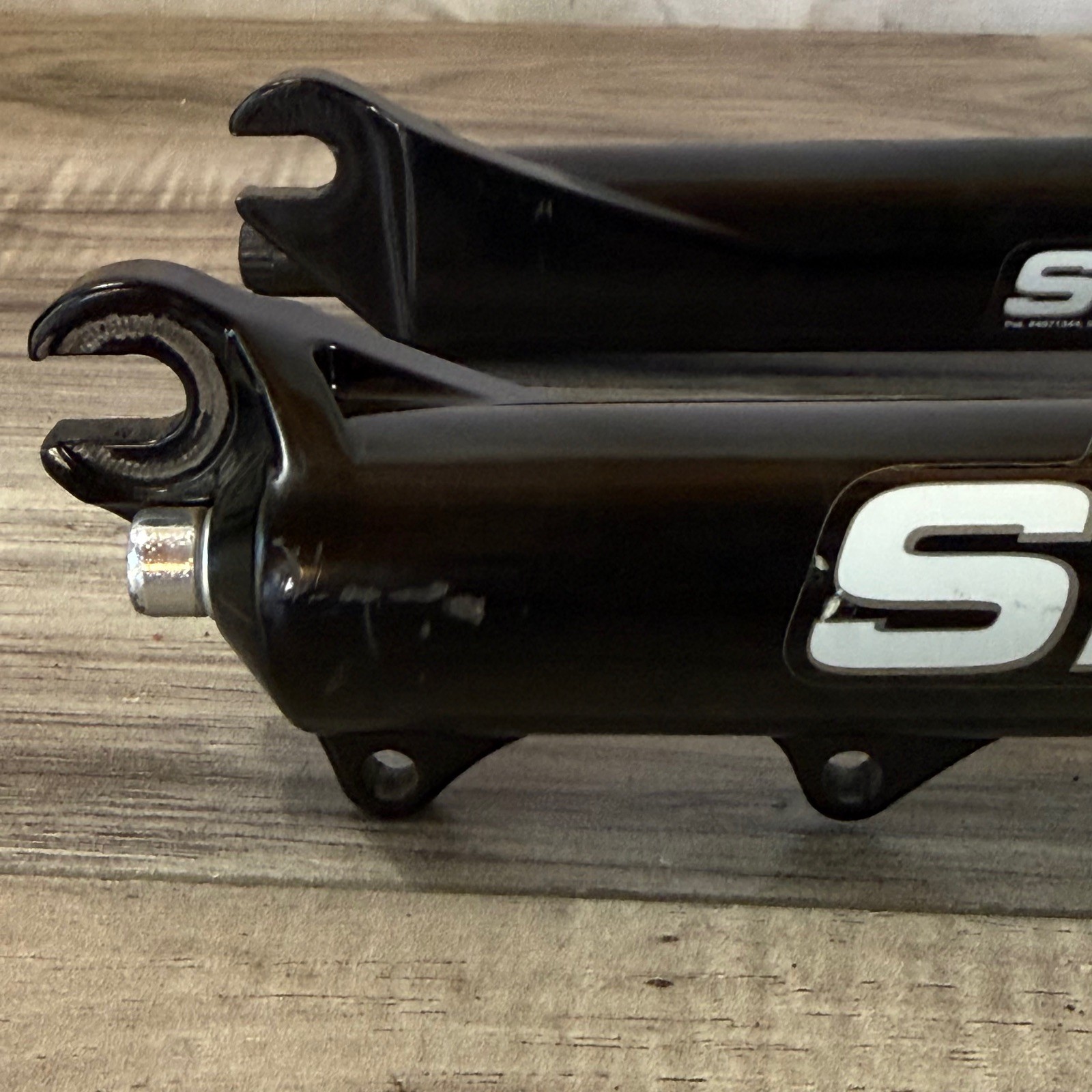 Rock Shox SID XC Hydra Air 26 Black 1 1/8 Threadless 196 V-Brake Disc 80mm CLEAN