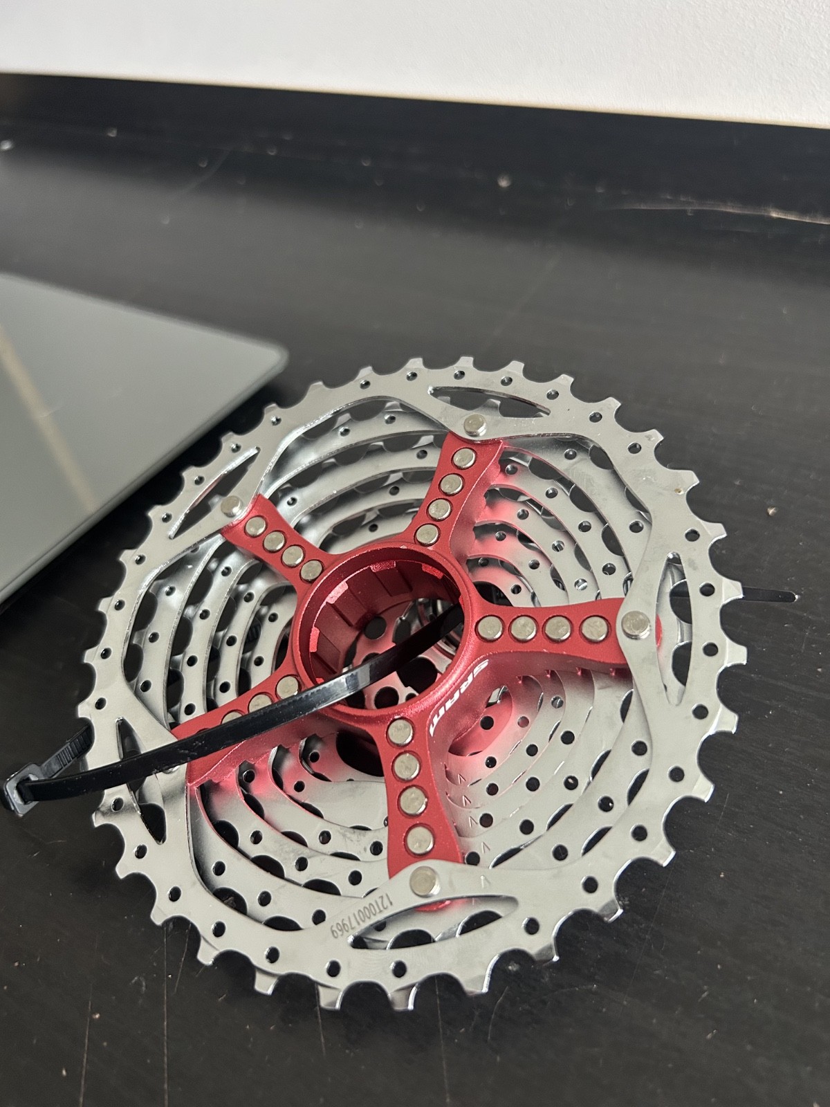 NEW Sram PG-990 11-34T MTB 9s Cassette X0-9s NOS