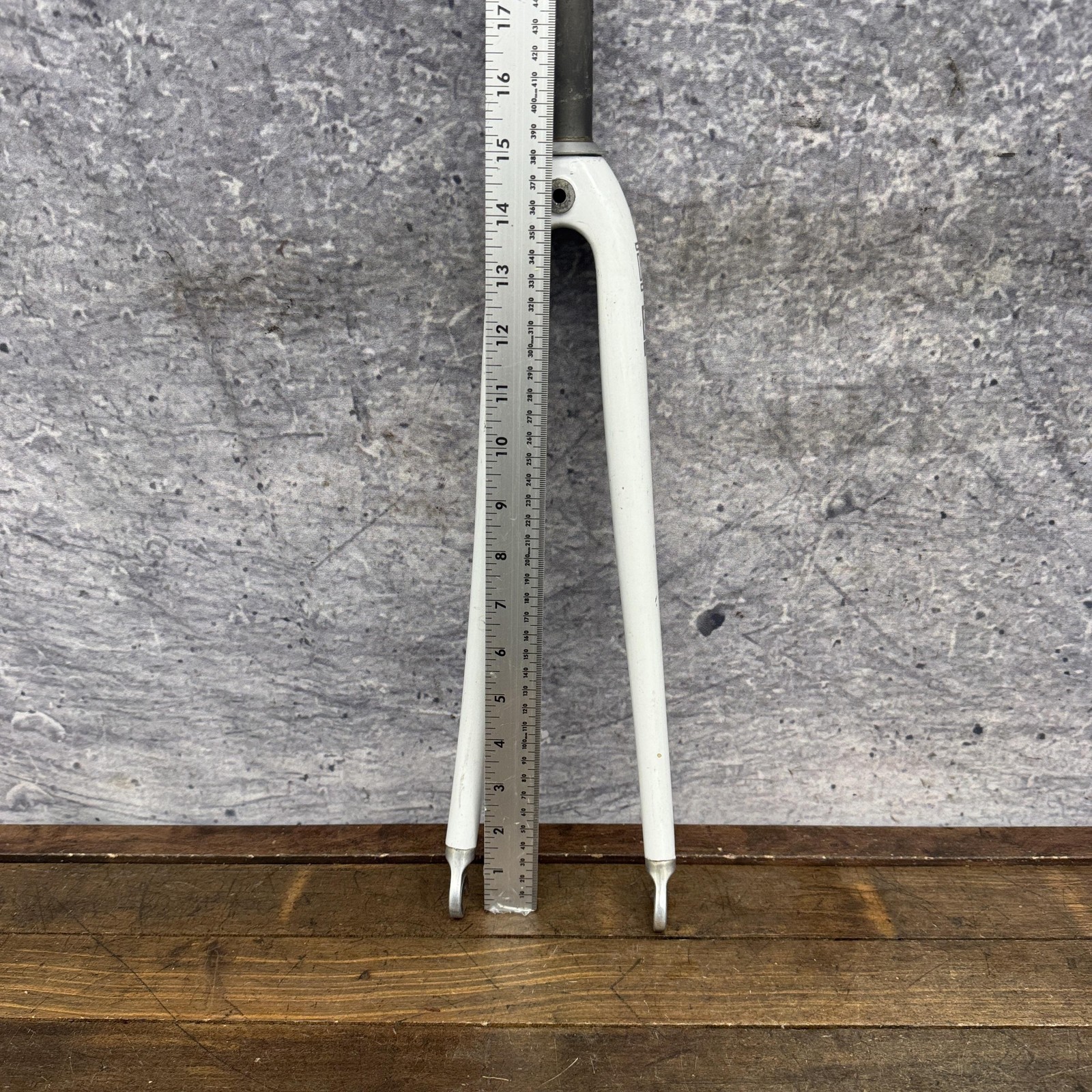 Vintage Kestrel Fork 700c 1in Threaded EMS Composite White Carbon 6″ Short Road
