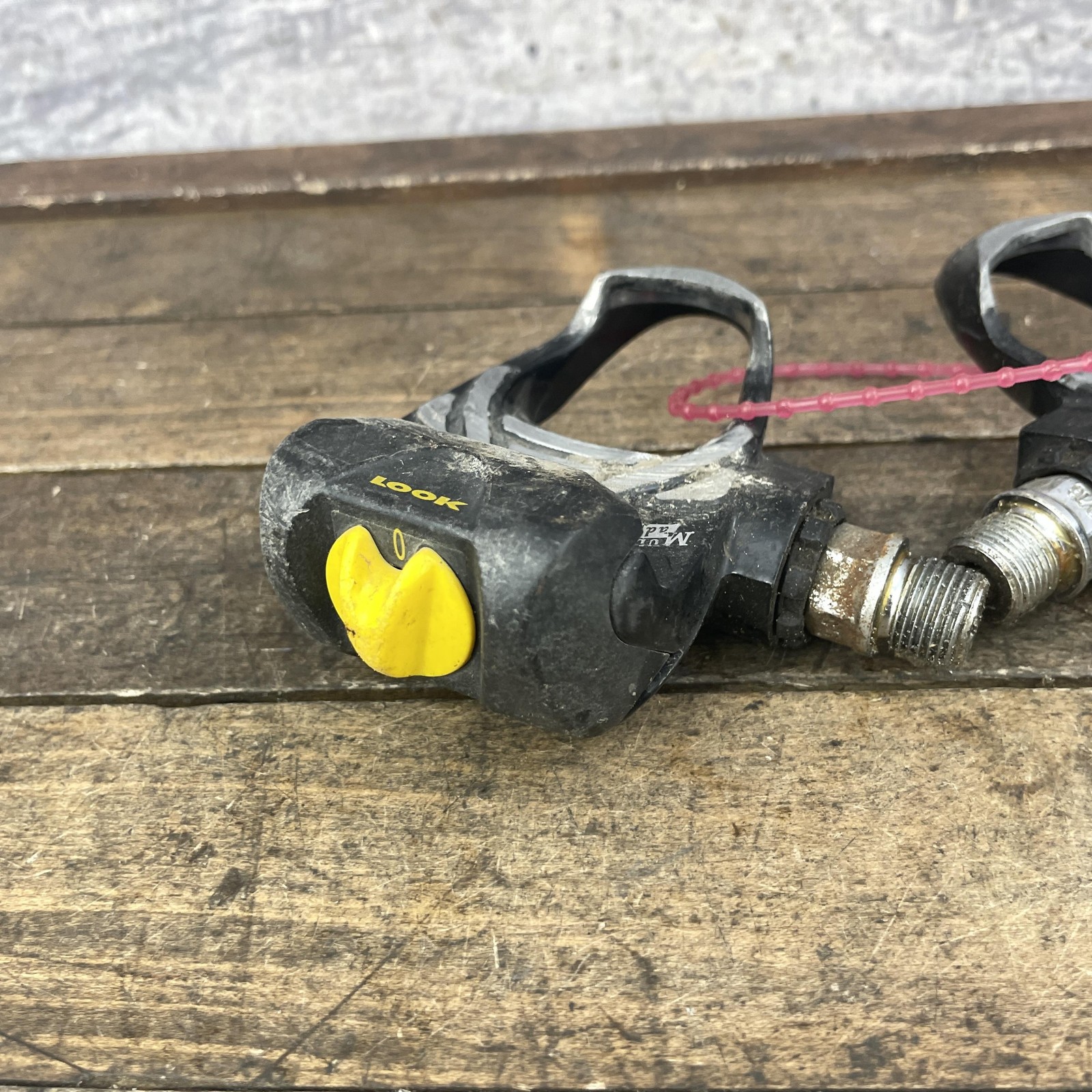 Vintage Look Free-Arc Clipless Road Bike Pedals 9/16 Black Pair 390g France