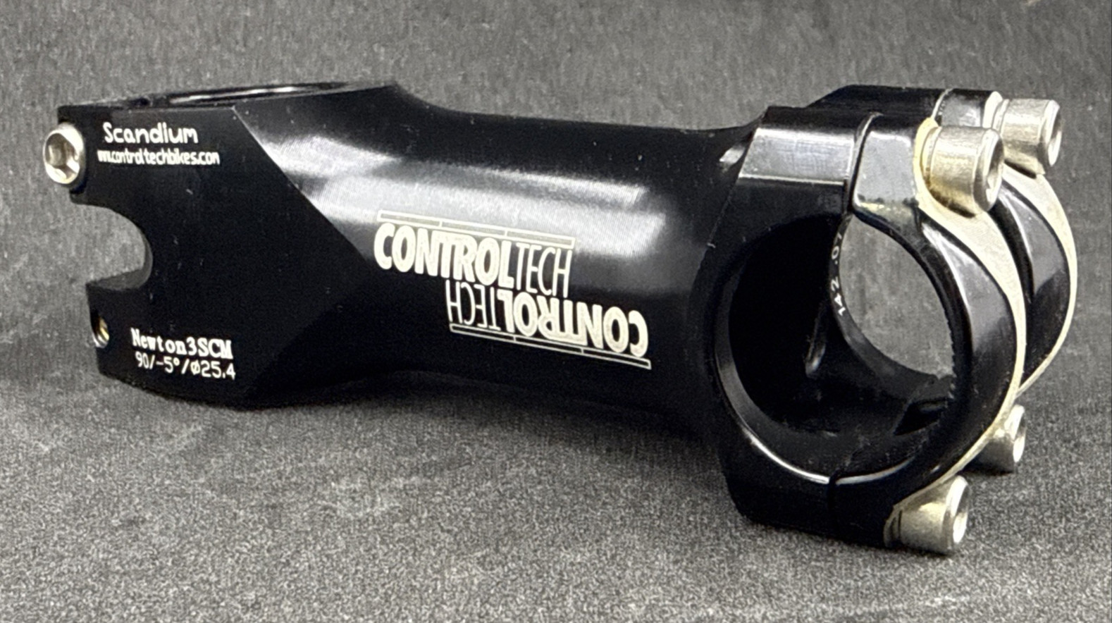 ControlTech SCANDIUM Newton3SCM 90mm 5° 1-1/8″ 25.4mm Alloy Stem