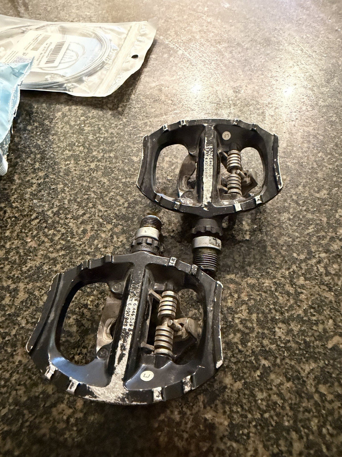 Shimano PD-A530 SPD Bike Pedals 9/16in Clipless Gravel Mountain Bike Pedals