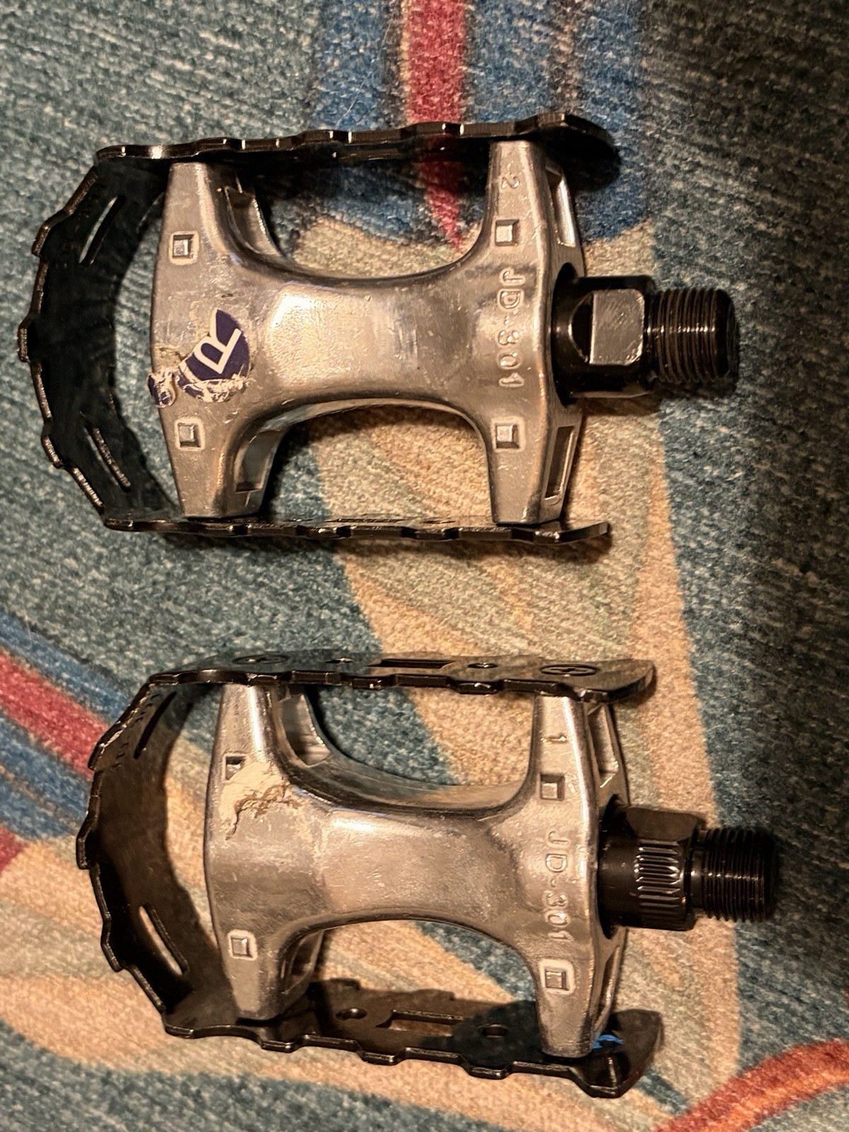 JENDEL 301 bike pedals left and right set