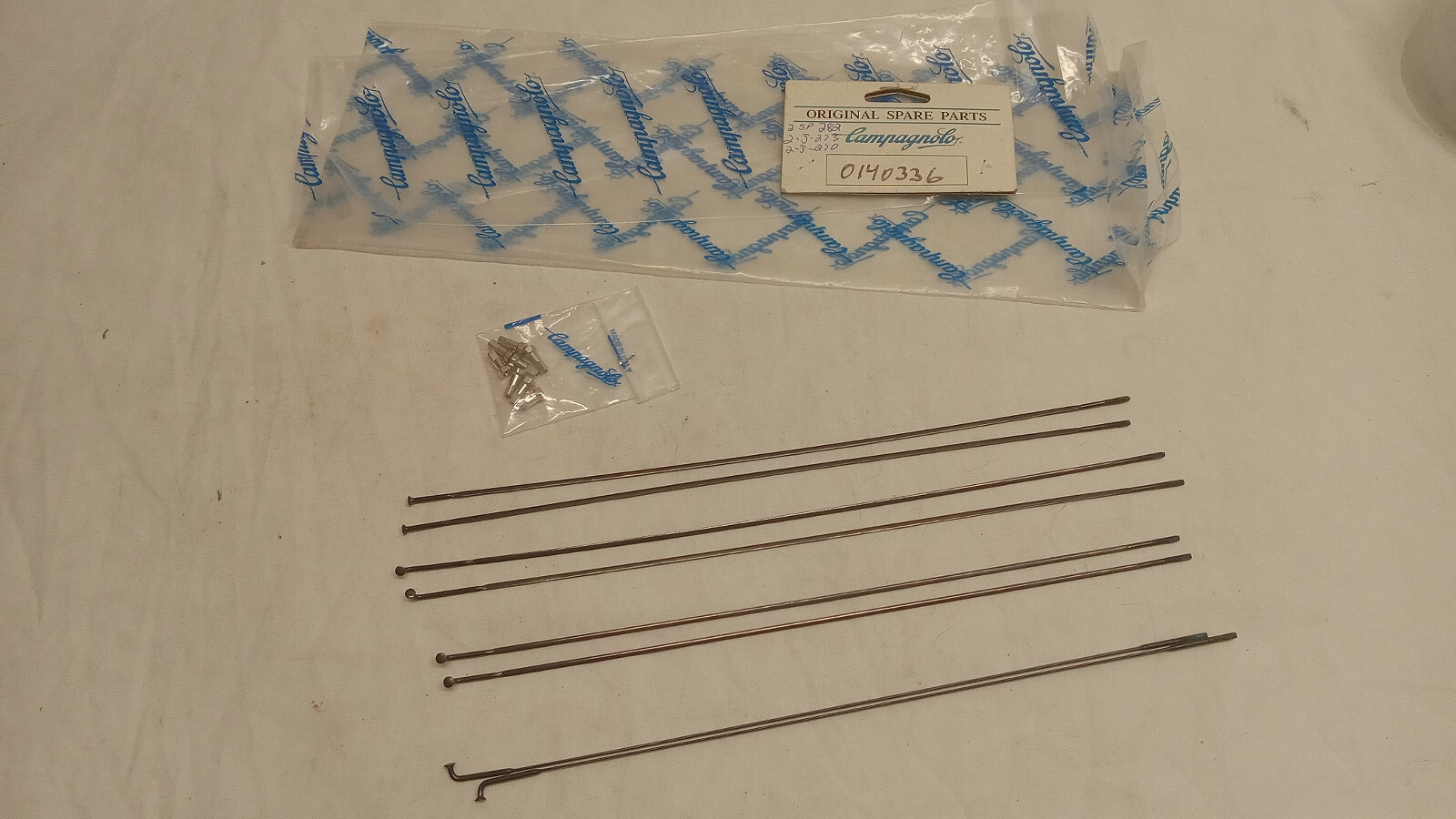 Campagnolo Spoke Kit 6 spokes J bend / straight pull black 282mm/275mm/270mm