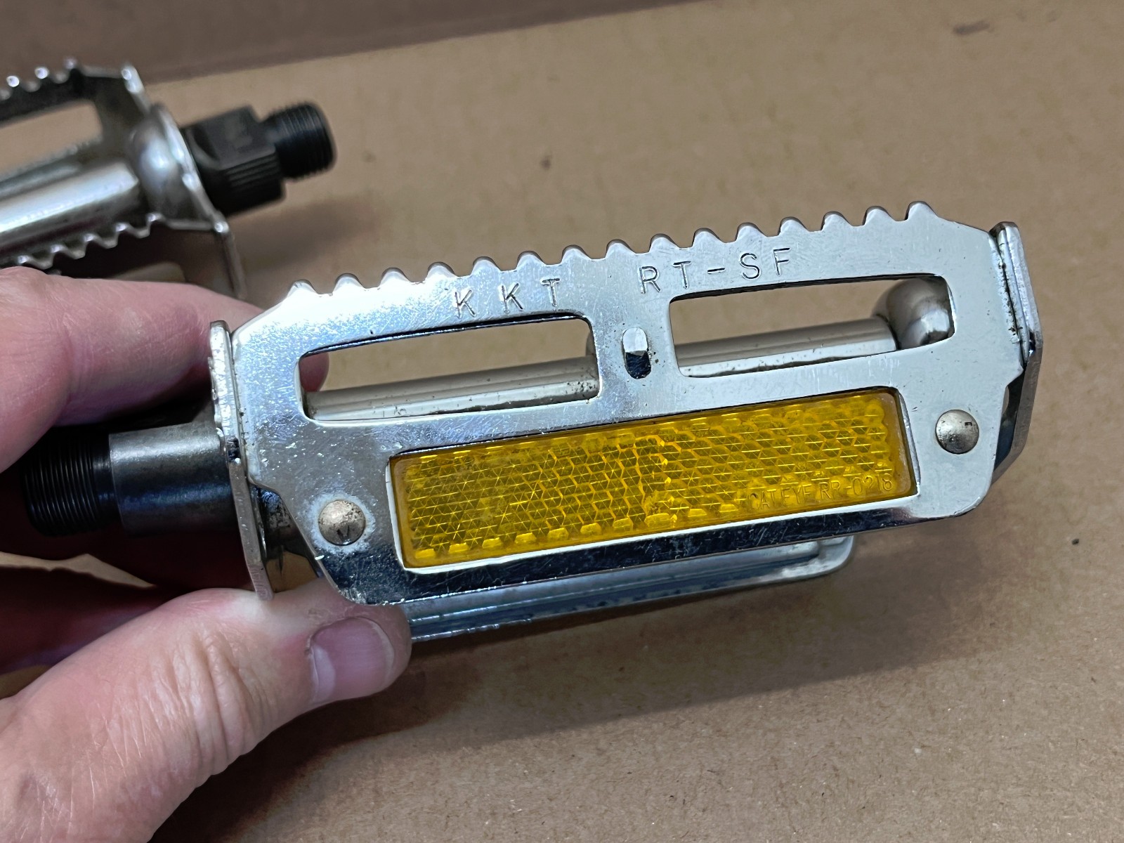 Vintage KKT RT-SF Bike Bicycle Pedals w/ Cat Eye Reflectors 9/16″ Japan
