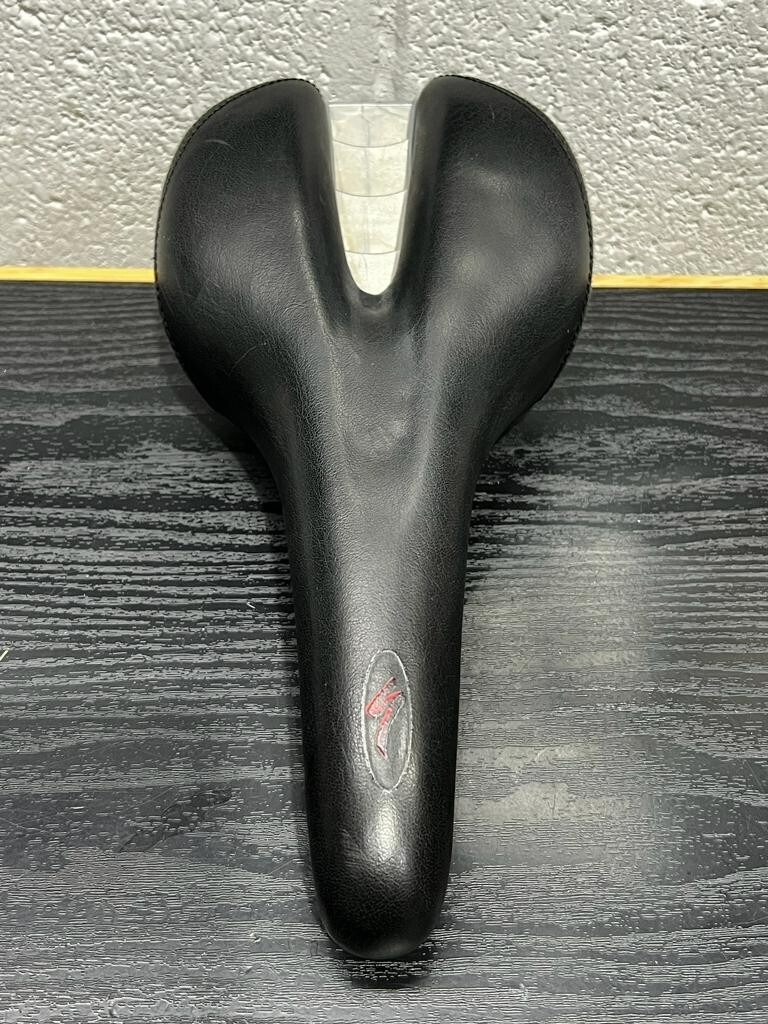 Specialized Body Geometry Bicycle Saddle Seat 140mm, 280mm long, 400g /14 oz.