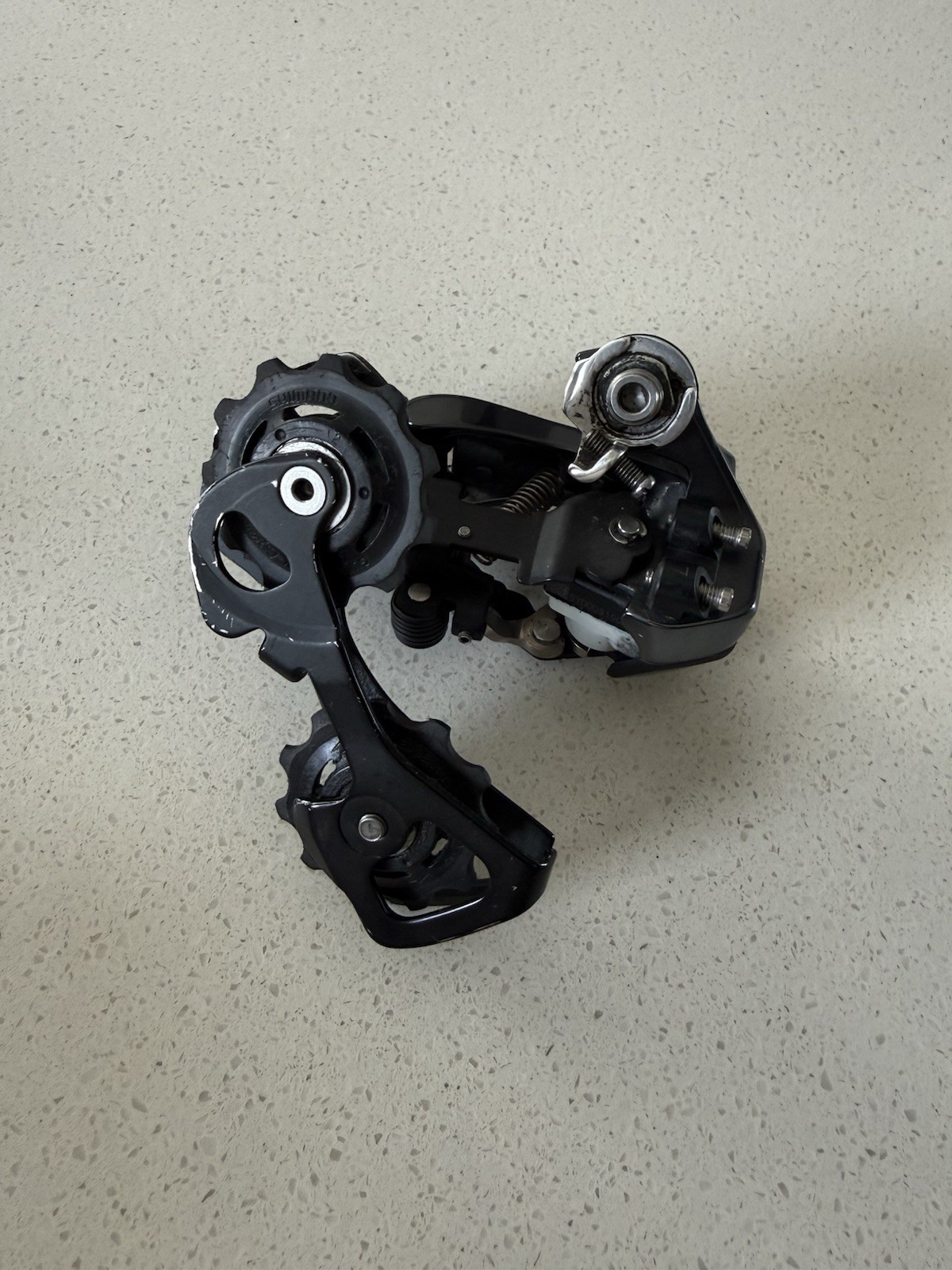 Shimano Ultegra RD-6870-SS Short Cage Di2 Rear Derailleur