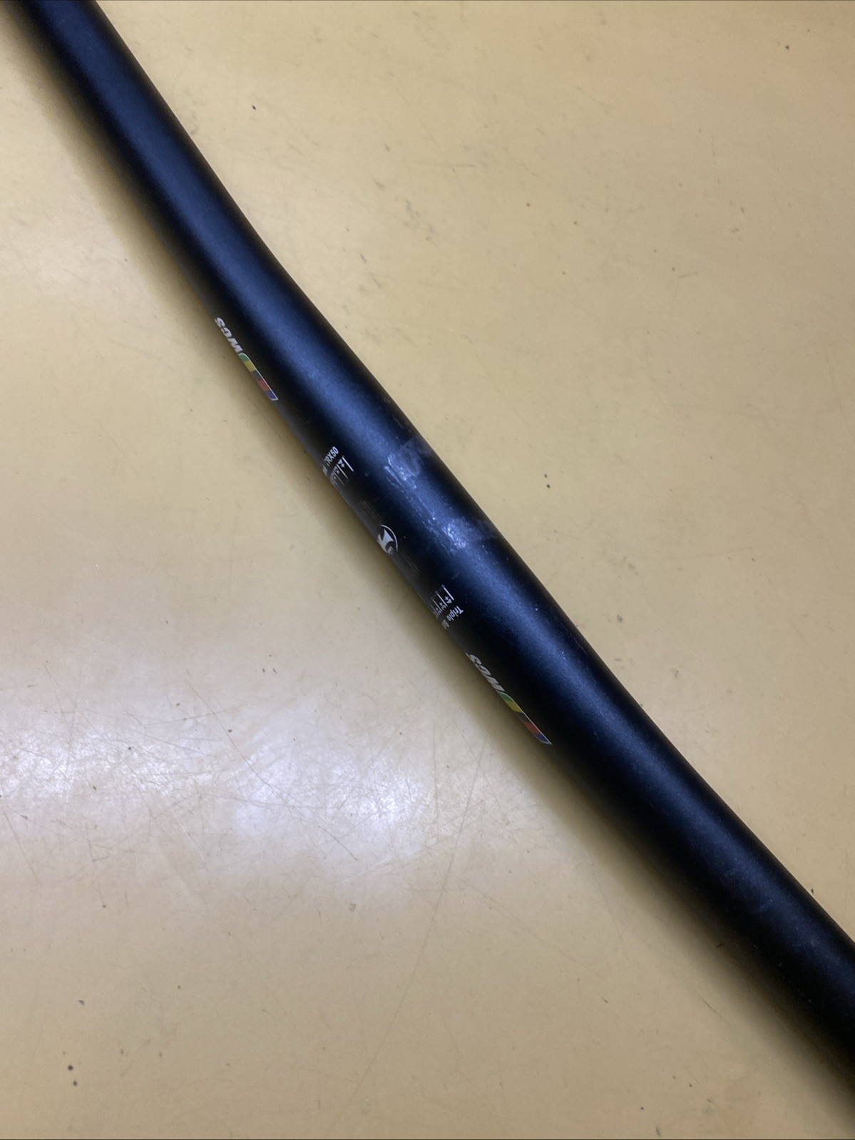 Black Ritchey WCS 570mm x 25.4mm Aluminum Flat Handlebar