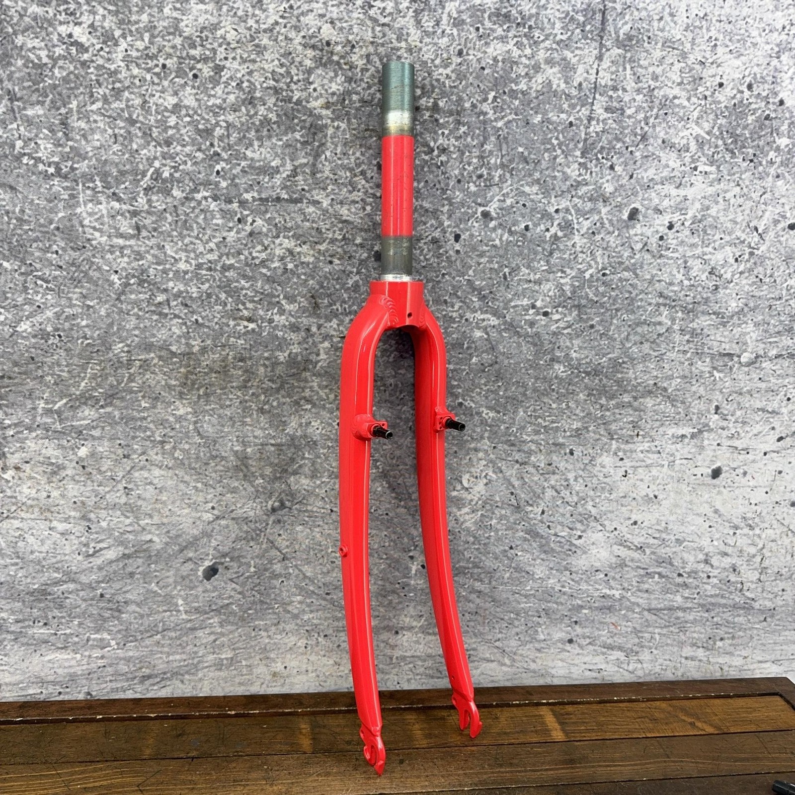 Trek Verve 700c Fork 1 1/8 Threaded Rigid V-Brake Hybrid Red Aluminum Bike