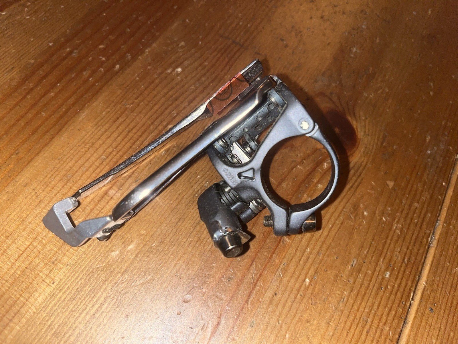 Shimano XTR FD-M950 3x8s Front Derailleur MTB Low Clamp 28.6 Bottom Pull NEW