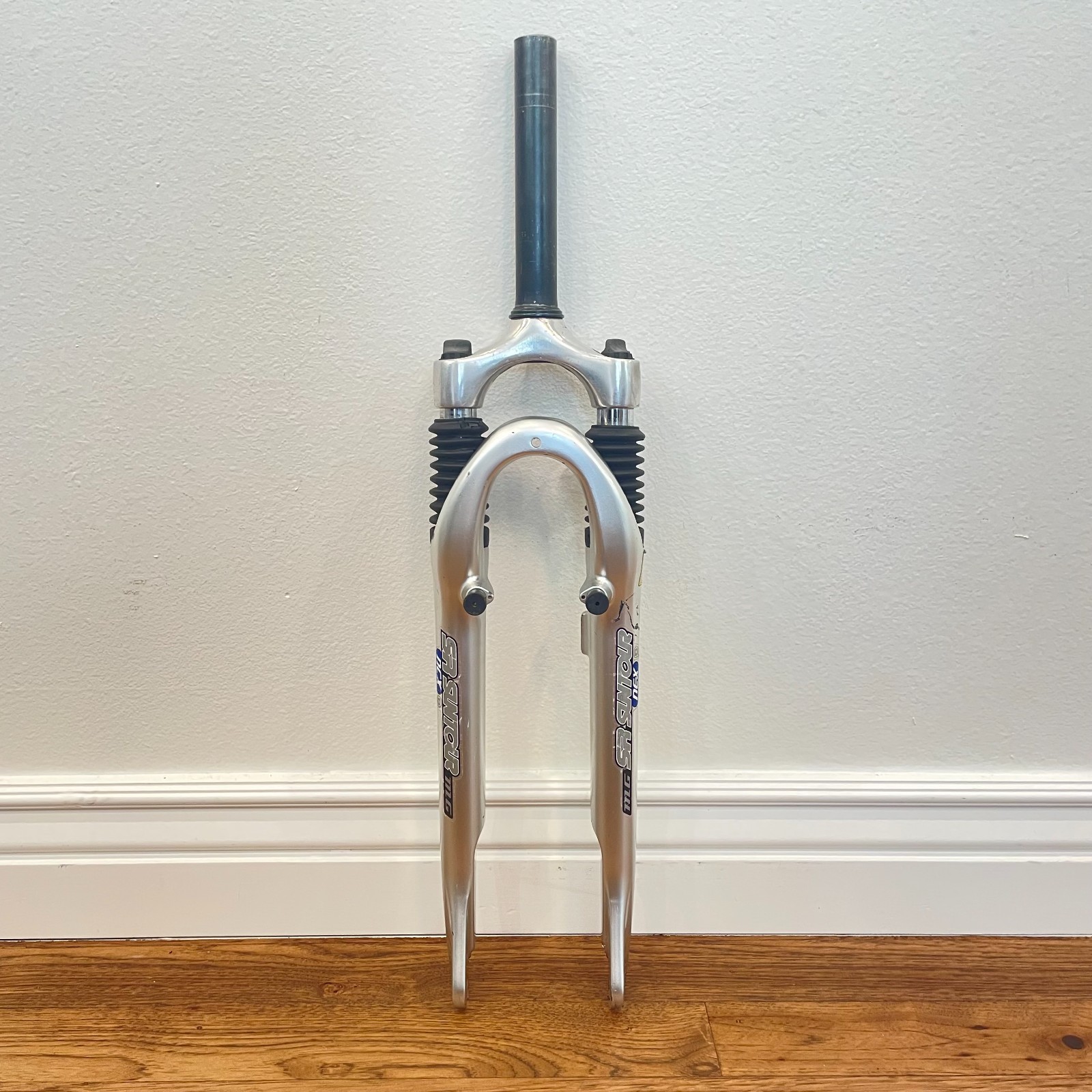 SR Suntour MG NCX D Suspension Fork Aluminum Alloy Silver