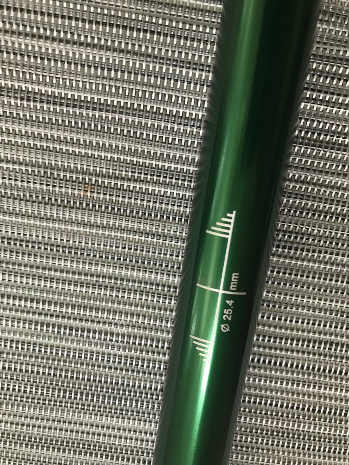 BEV Fixie/Single Speed Handle Bar Green 25.4x475mm Anodized 214grams