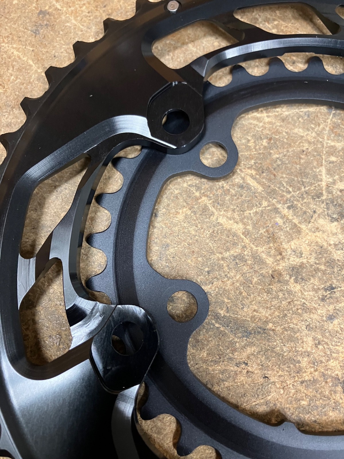 SHIMANO GRX 12 speed Chainring 48 and 31 tooth FC-RX820-2 Crankset