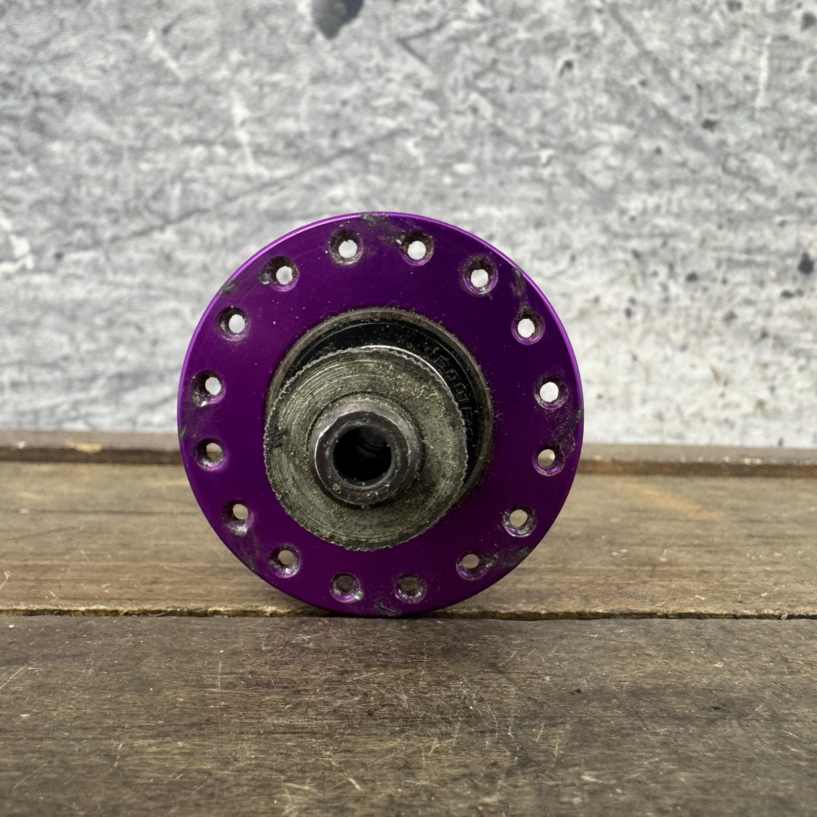Vintage American Classic Rear Hub 32H Purple 90s MTB Bike Rim Brake 126mm FW