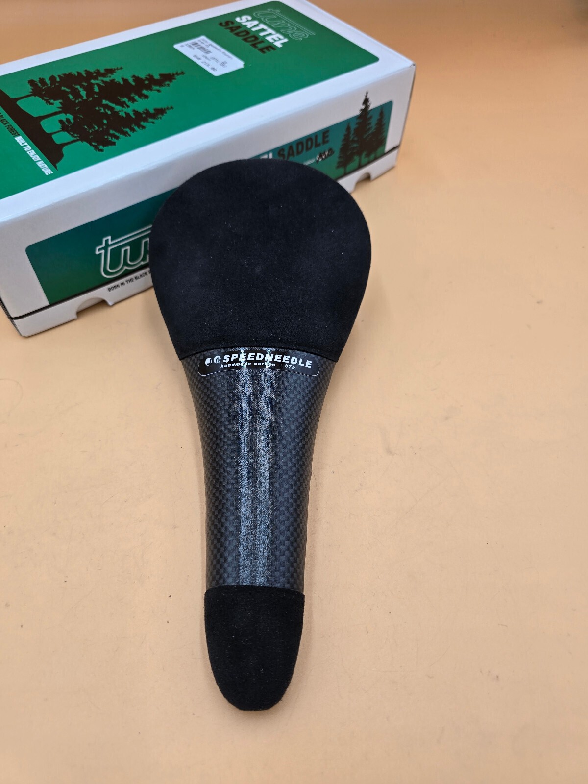NOS NEW NIB Saddle Tune Speedneedle Alcantara 87 grams Black Light Carbon