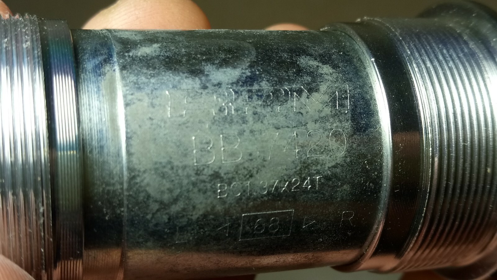 NOS Tien Hsin BB-7420AL 68mm X 116mm Bicycle Bottom Bracket 1.37×24 Square JIS