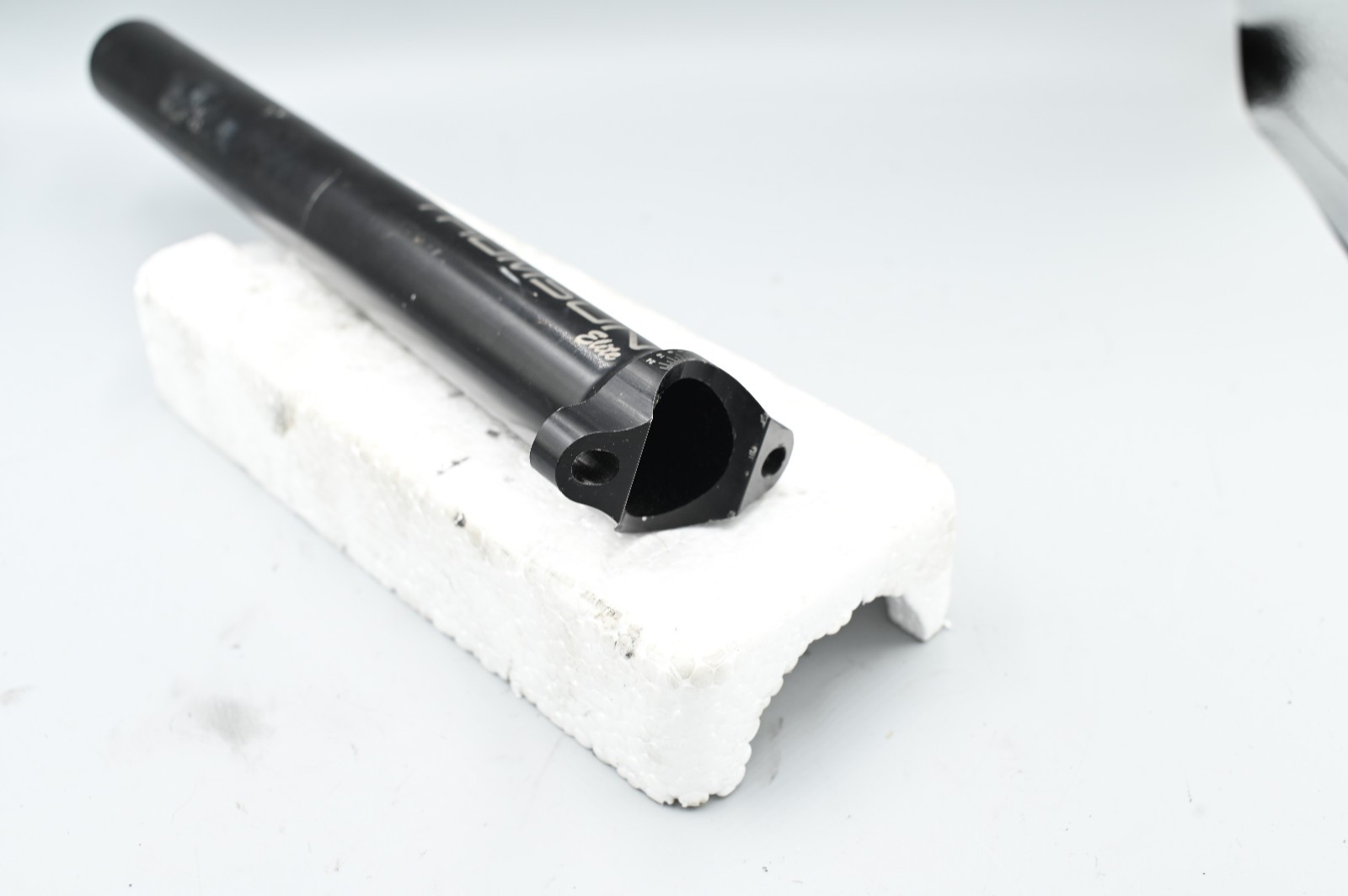 PARTS_ Thomson Elite Seatpost 26.8 x 250mm Black