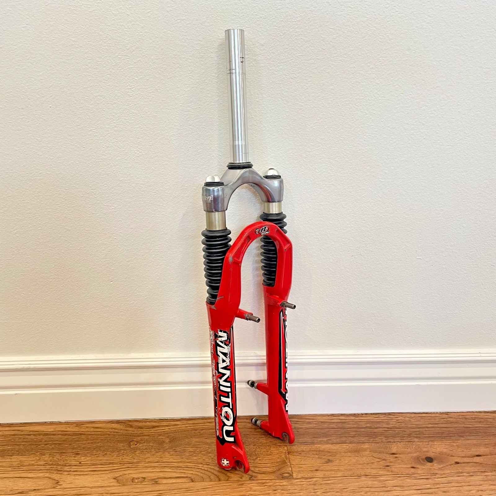 Manitou Xvert Super Suspension Fork Rim Disc Brake 1 1/8 Threadless X-Vert