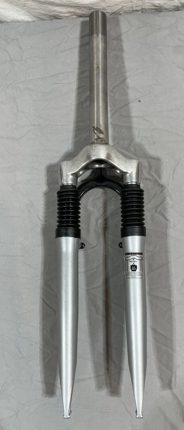 RARE NEW Old Stock Rockshox Quadra 10 Suspension Fork 255mm 1-1/4″ Threaded