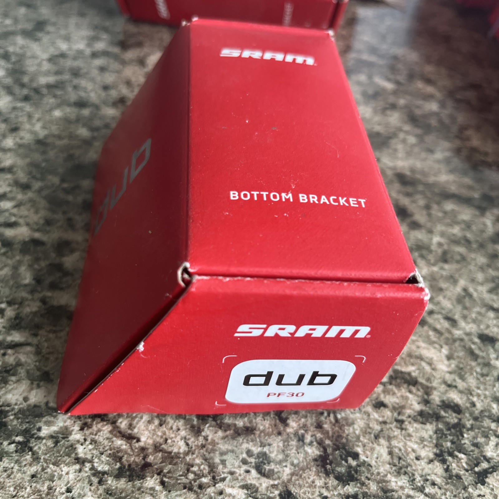 SRAM DUB Sealed Cartridge Bearings PF30A 73mm Bottom Bracket for Road Cranksets