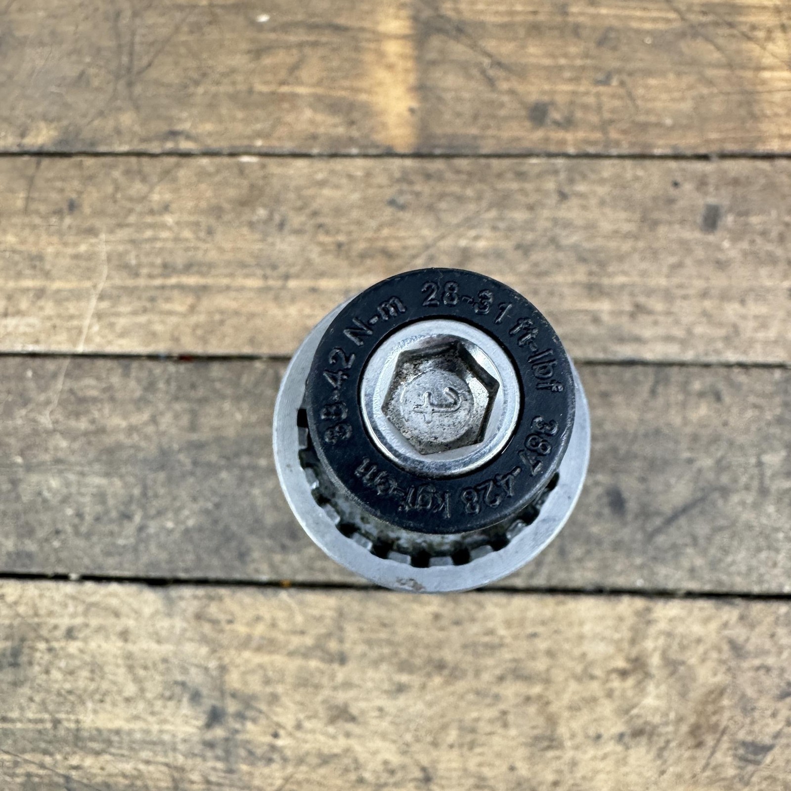 Truvativ Power Spline Bottom Bracket BB-06-PSPL-118/68E 68mm BSA Gray MTB Bike