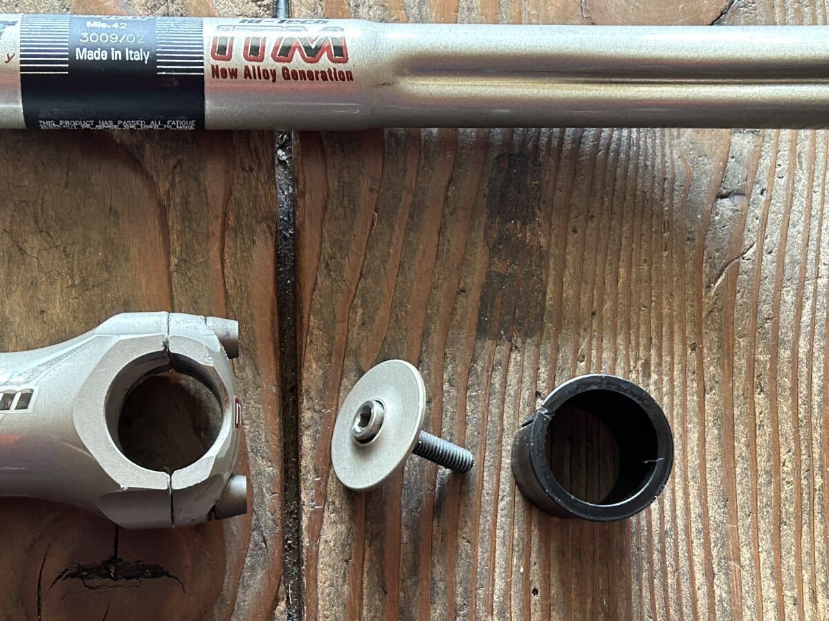Good condition lightweight Set of ITM THE STEM Magnesium 90mm THE BAR42 395mm