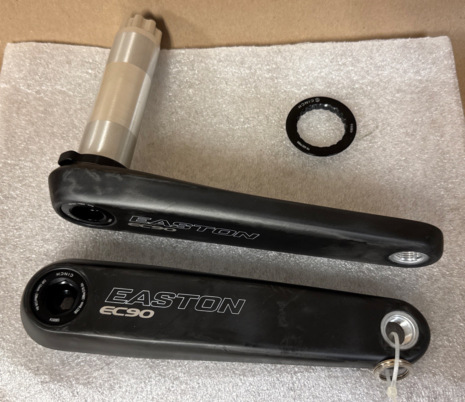 Brand New Easton Cycling EC90SL Crankset 172.5mm Crank Arms, Lock Ring & Spindle