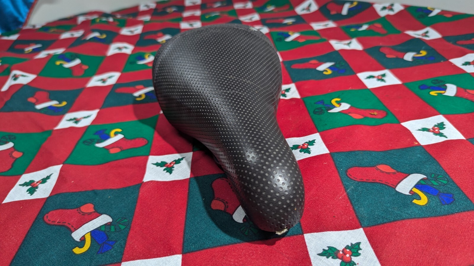 Retro Mid school Low Profile Railed BMX Seat Black Slight Tear Rip