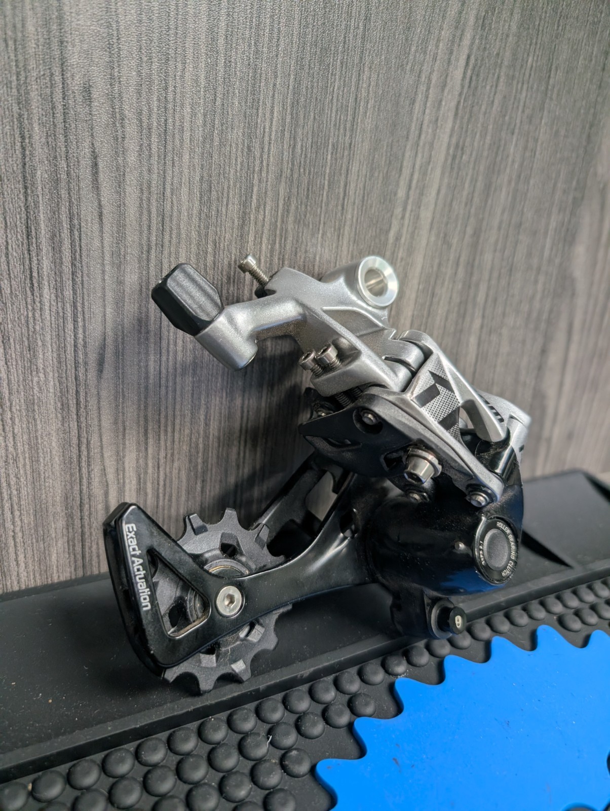 SRAM Rival 1 Type 2.1 Rear Derailleur 11-Speed Exact Actuation Medium Cage