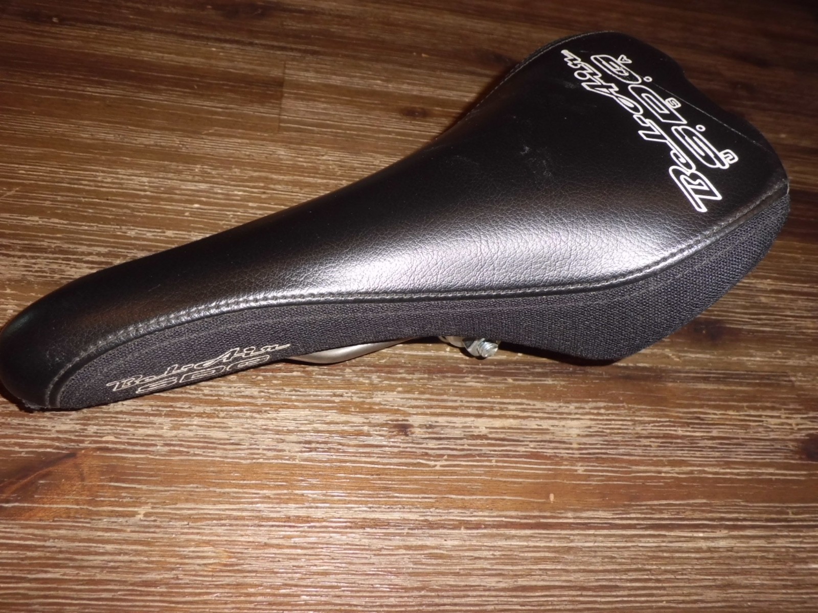 Vintage SDG Bel-Air Bicycle Seat Black.