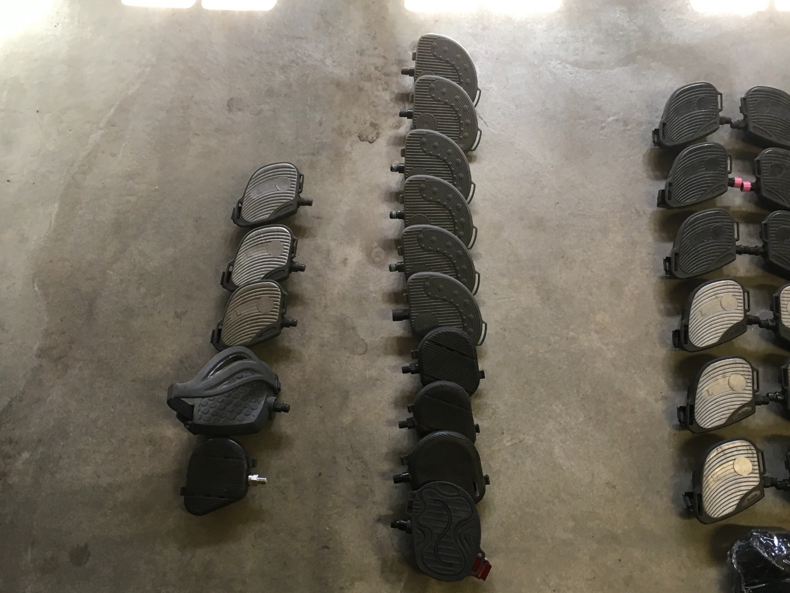 11 sets – Exercise Bike Replacement Pedals Stationary Bicycle-with misc15 pedals