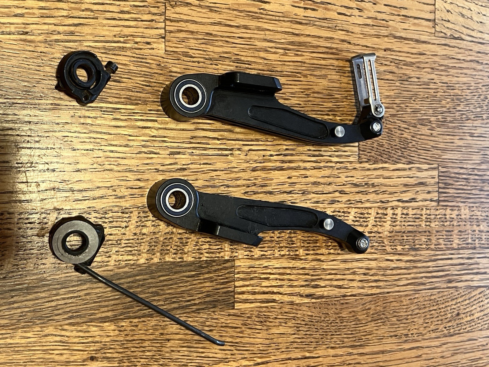 Vintage Avid Black Ops V-brake, partial