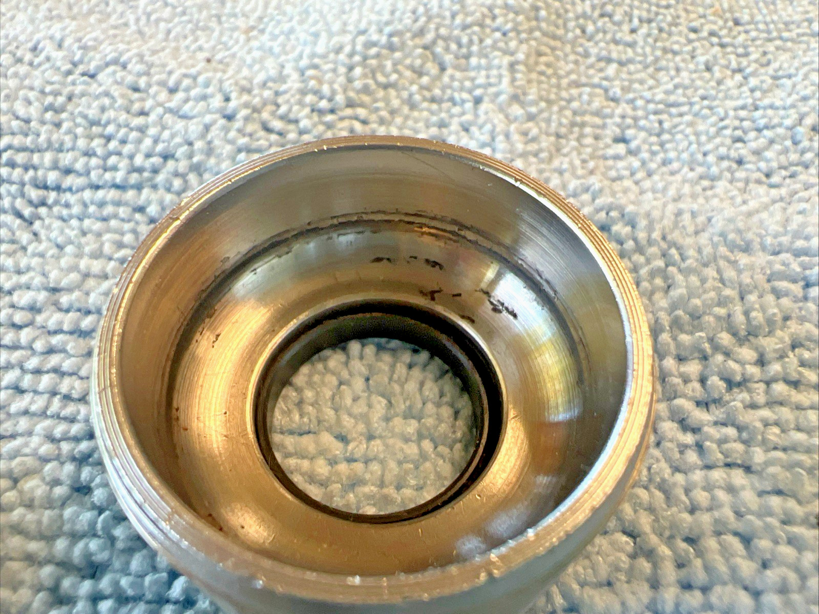 Shimano Deore XT BB-M730 Bottom Bracket – 68 x 122.5MM BSA English