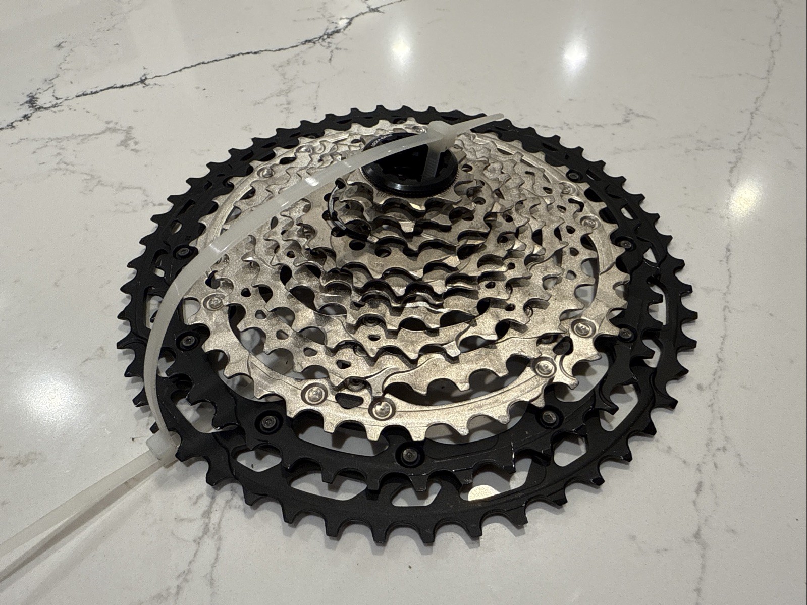 Brand New SHIMANO XT CS-M8000 11-Speed Cassette MTB 11-45T Micro Spline, Open