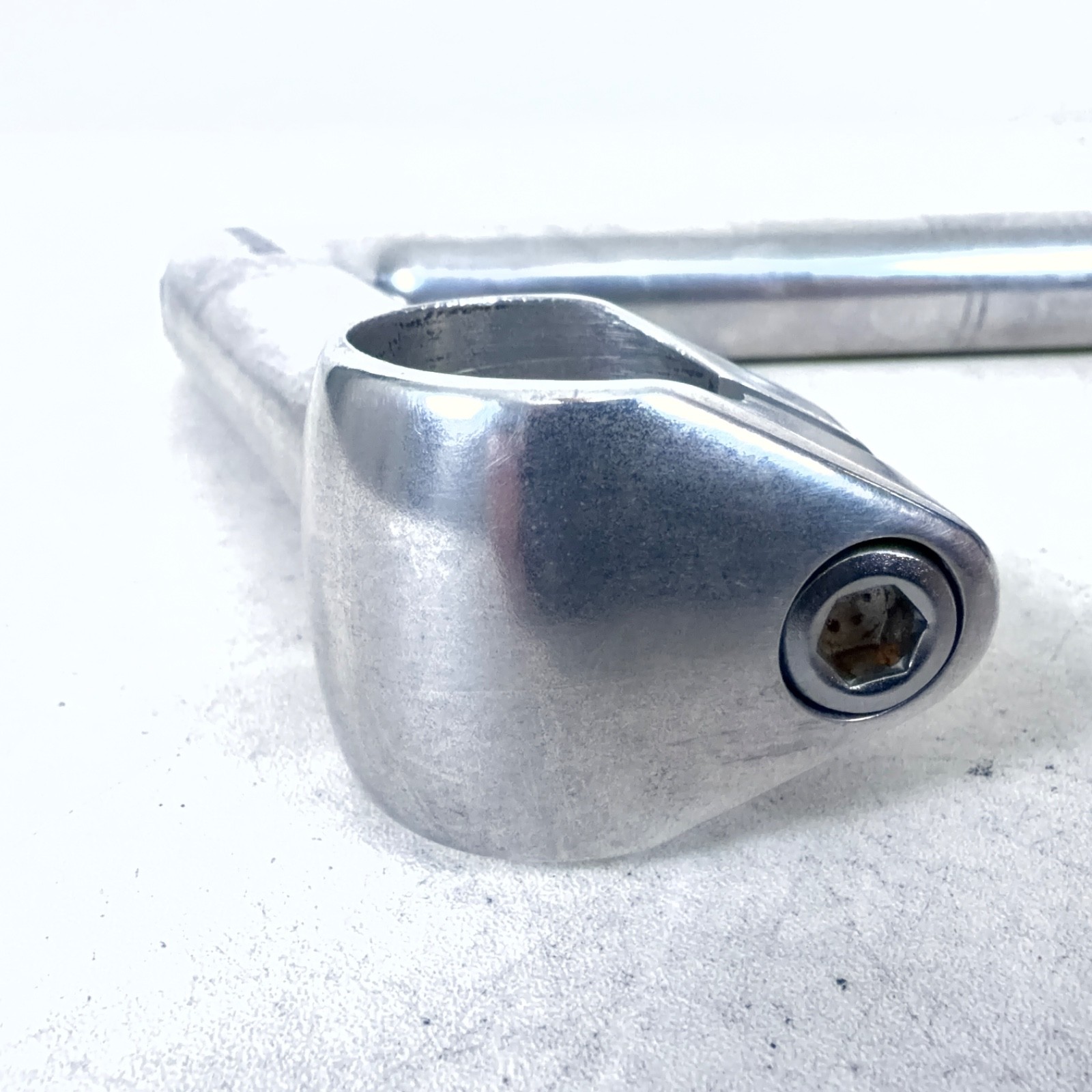Nitto Technomic High Rise Road Bike Quill Stem Ø22.2-26.0, 110mm Reach, Alloy