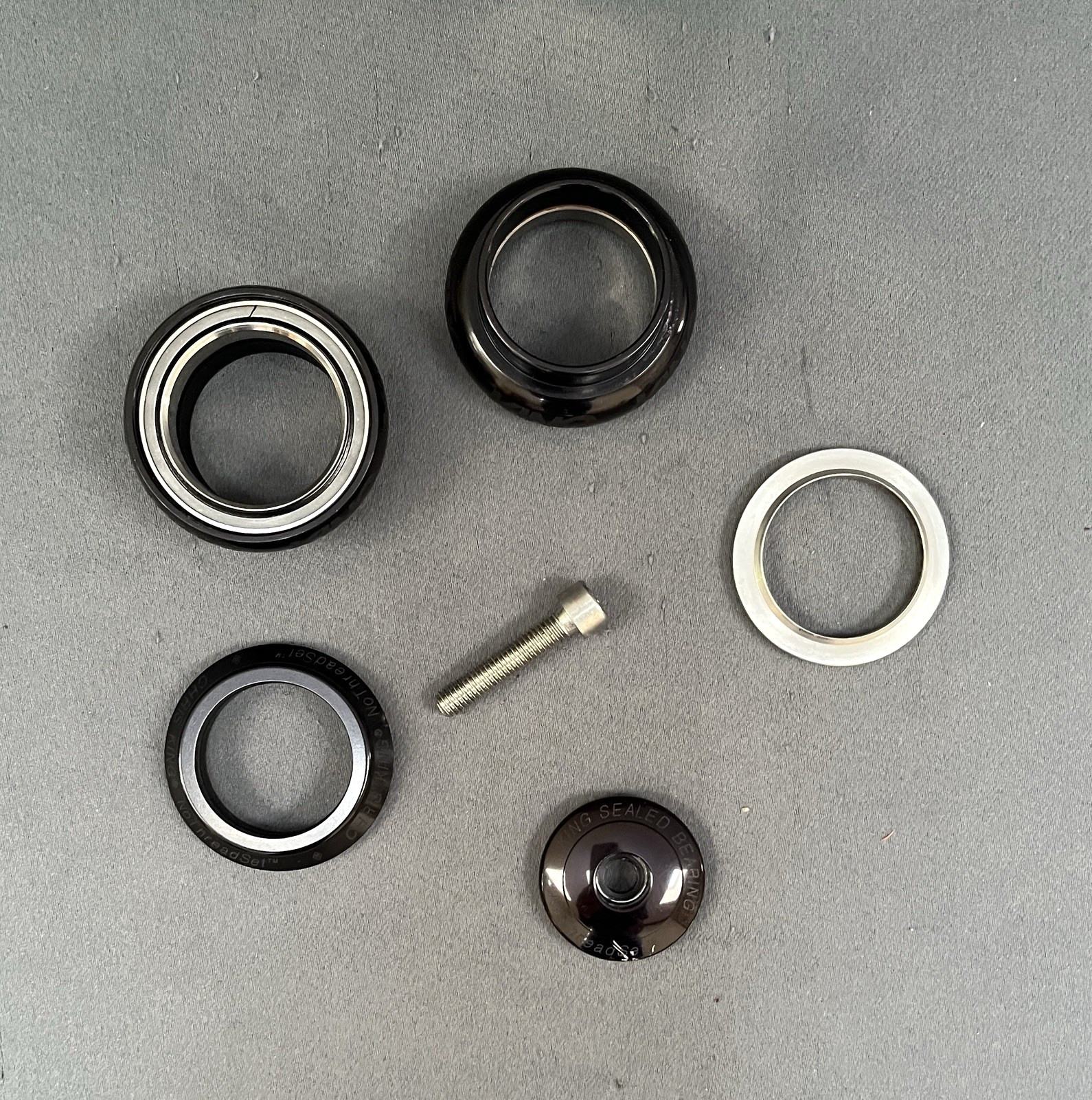 Chris King NoThreadSet 1-1/8″ Threadless Headset Black Sotto Voce Complete