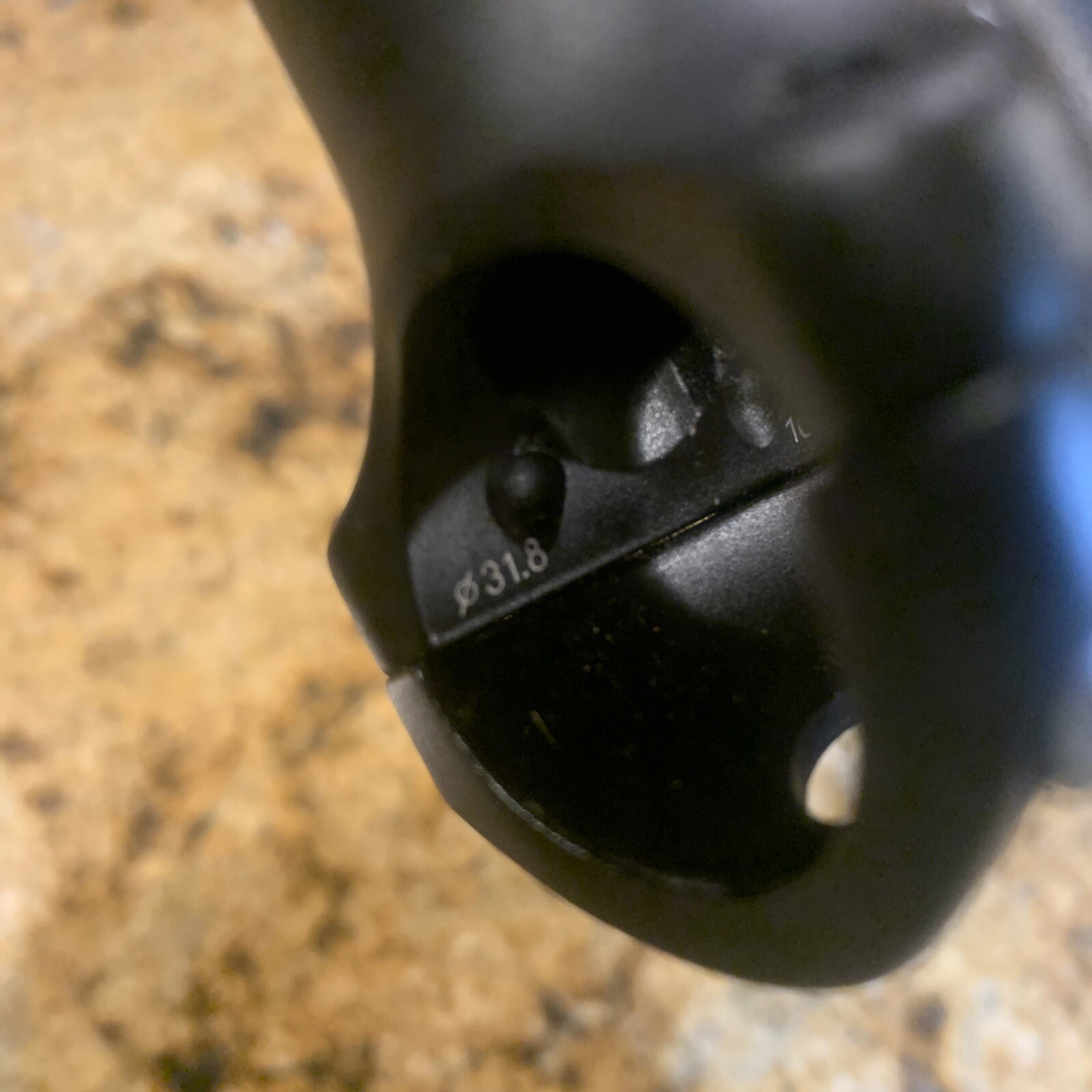 Cannondale C4 40-50inLb, 8-9Nm, 71-87inlb. IG 100L , 31.8 Read
