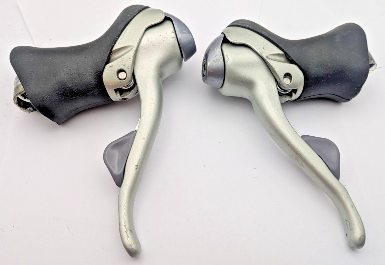 SHIMANO 105 STI SHIFTERS ST-1055 CIRCA 1992 – 2/3 x 8 SPEED – RECONDITIONED SET