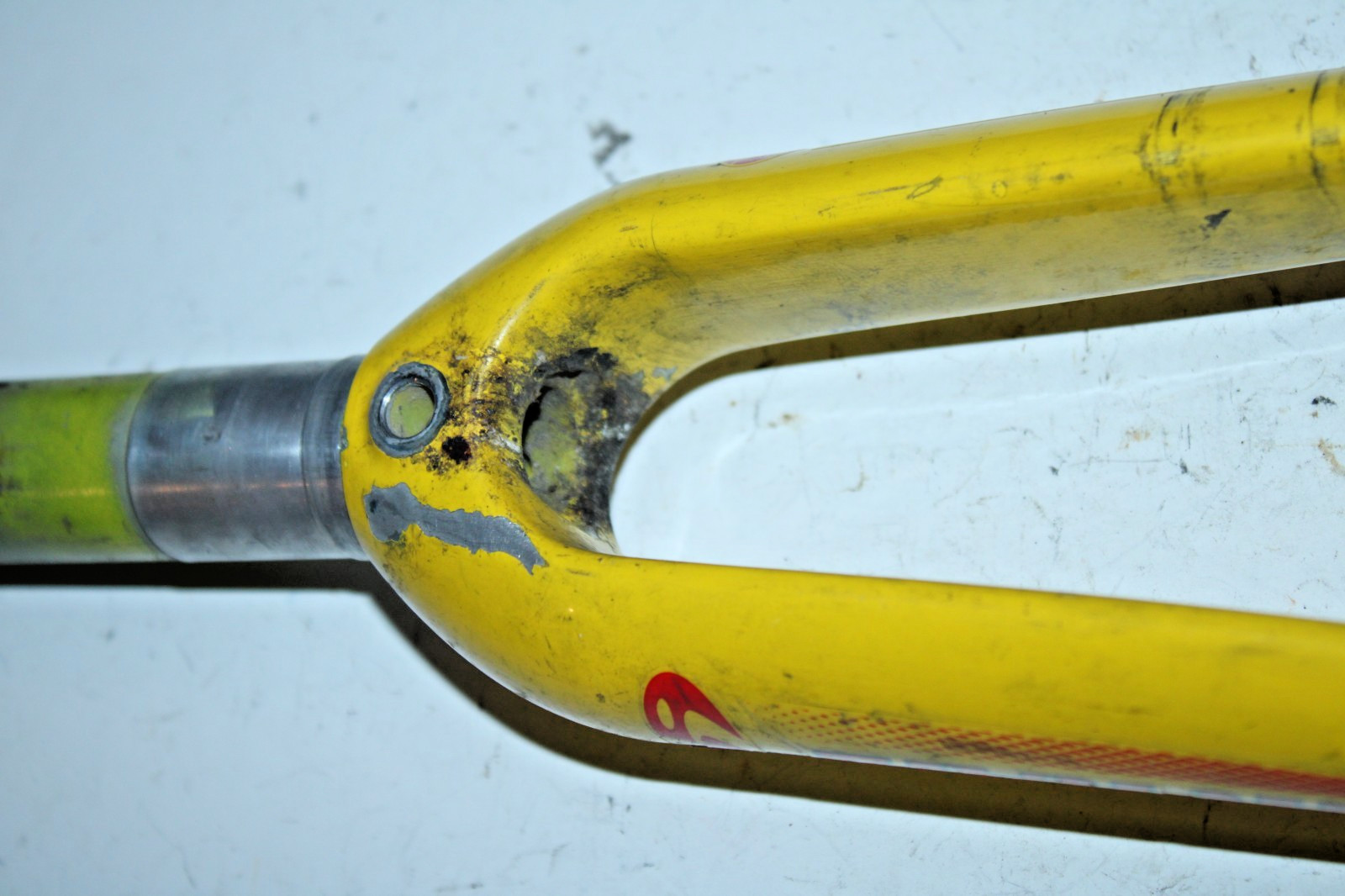 Vintage Lemond AirRail Touring Road Bike Fork 700c 11/8″ Threadless 180mm Yellow