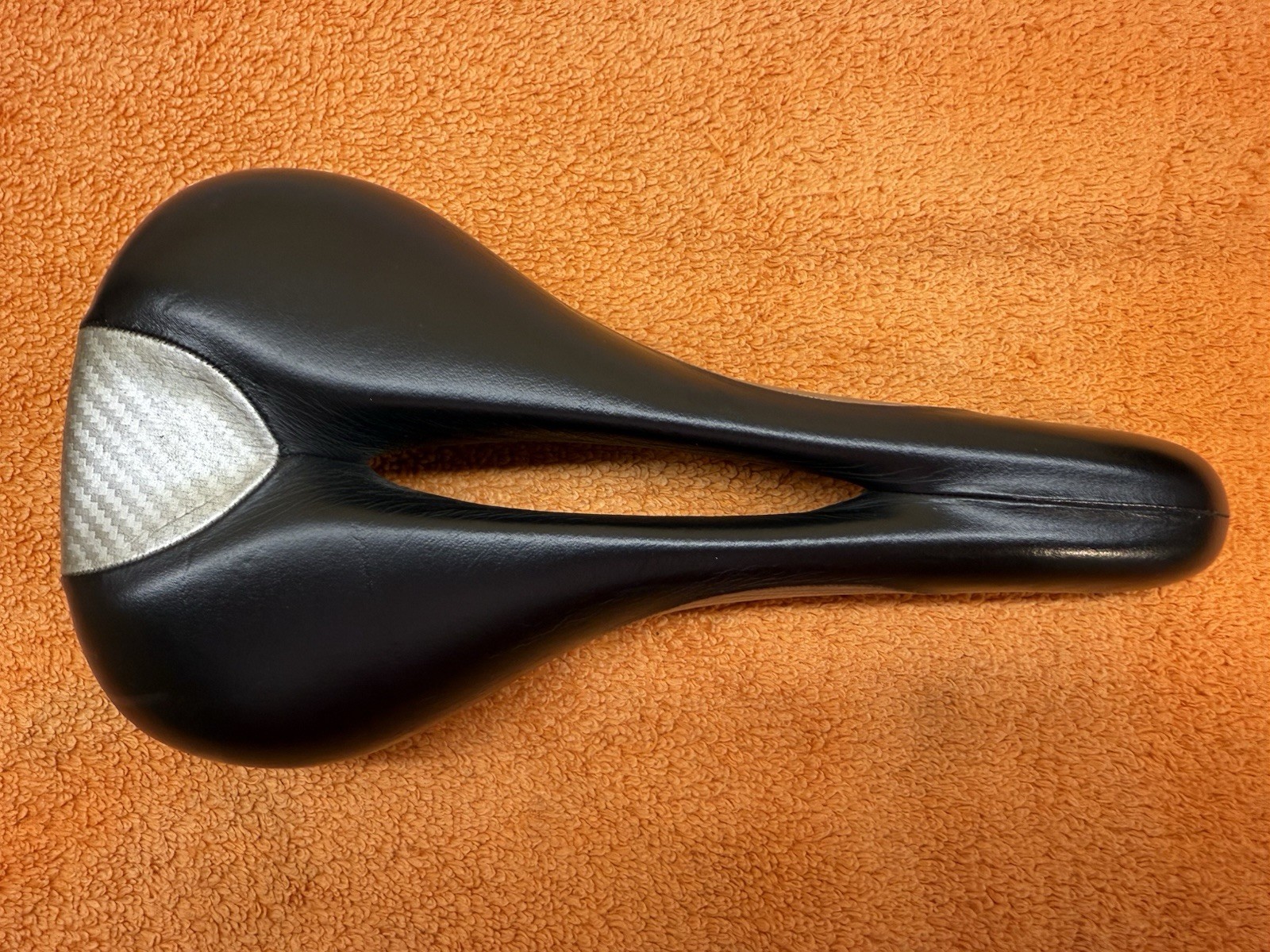 Terry Fly Carbon – Railed Saddle Handmade in Italy 219g! 139mm